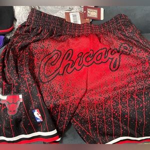 Men's NBA Mitchell & Ness RE-TAKE Red/Black Chicago Bulls 1997 Swingman Shorts